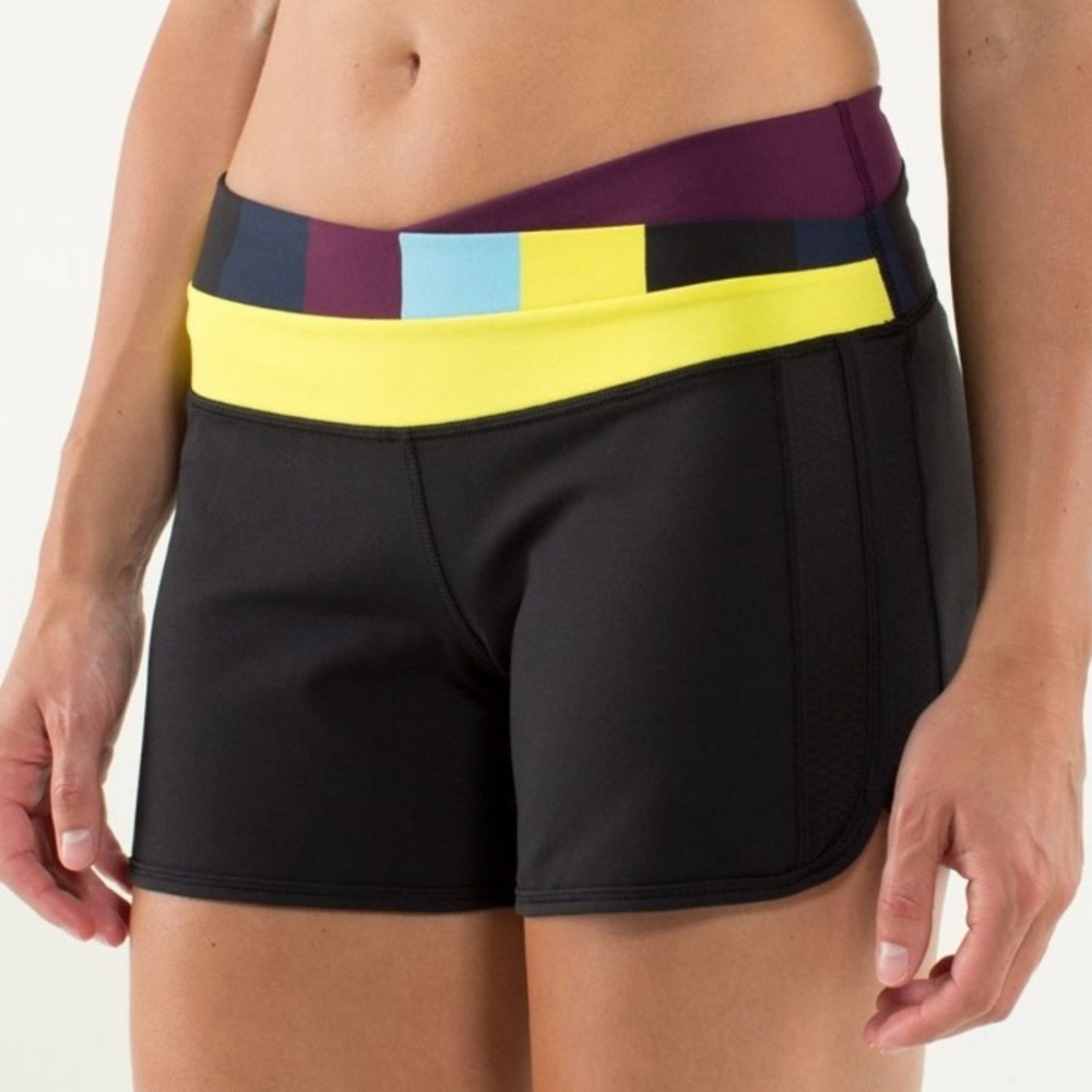 LULULEMON Y2K Women Astro Short Black Rainbow Stripe Running Workout‎ Athletic 8